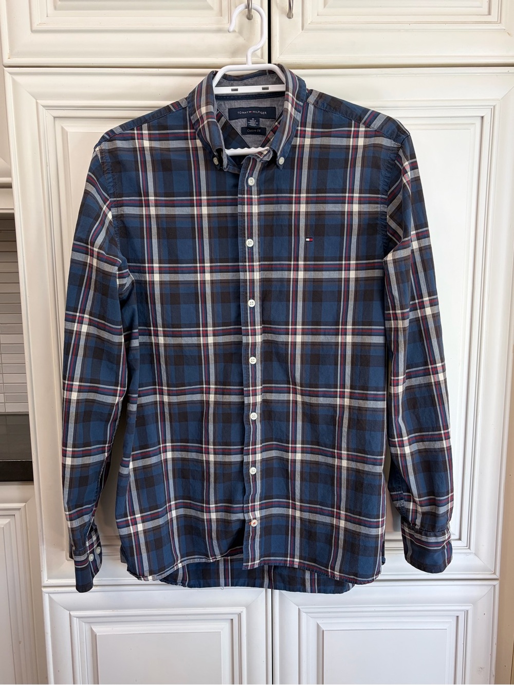 Tommy Hilfiger Custom Fit men’s l/s button up shirt